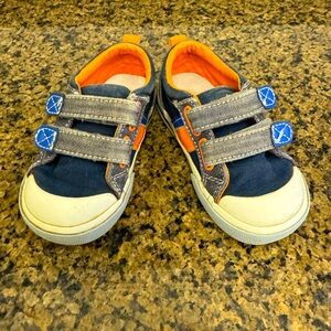 See Kai Run Toddler Velcro Sneakers, toddler size 7